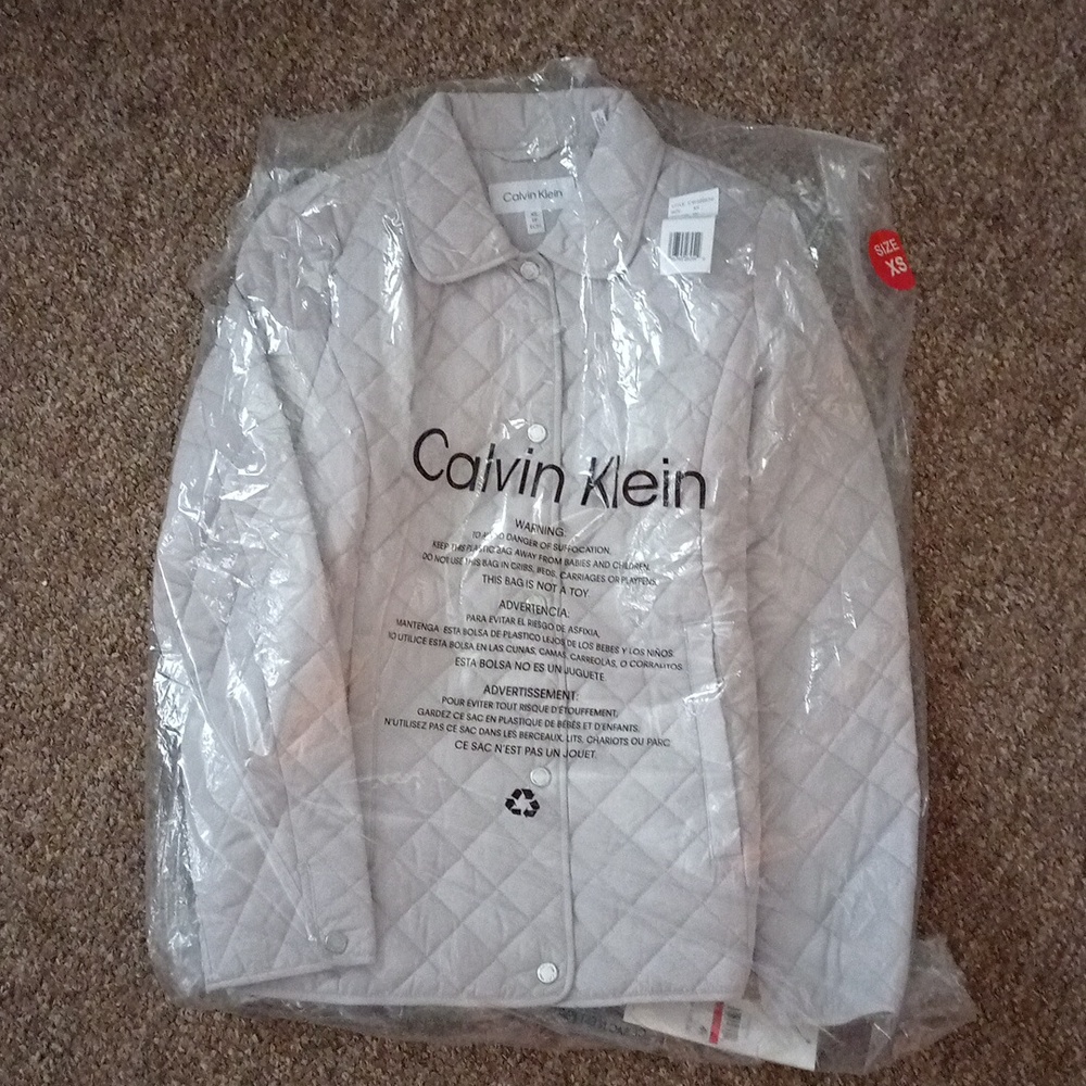 Jacket - Picture 2 of 9